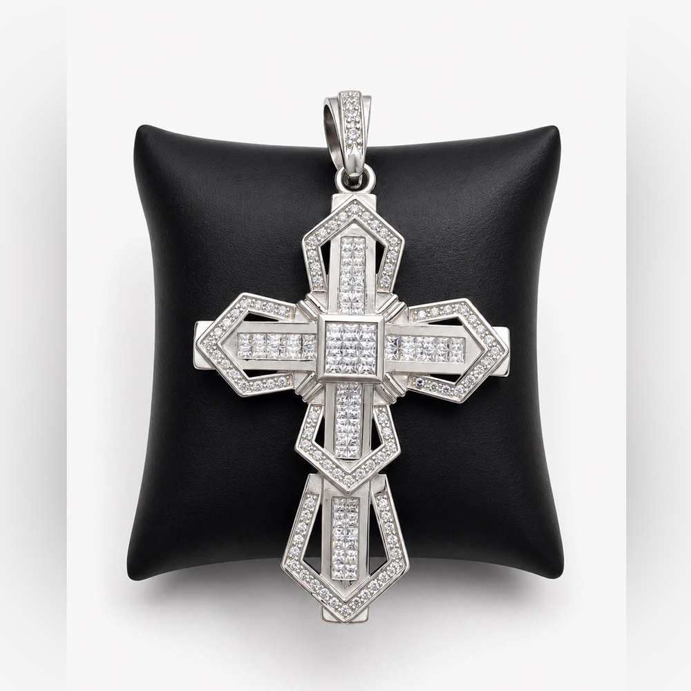 925 Sterling Silver Cubic Zirconia Religious Cross Men’s Pendant Men’s Jewelry